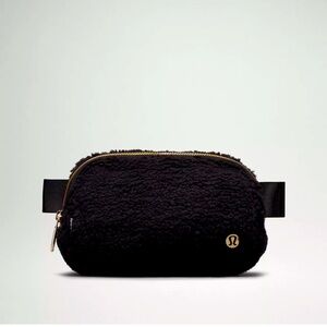 Lululemon Fleece Belt bag